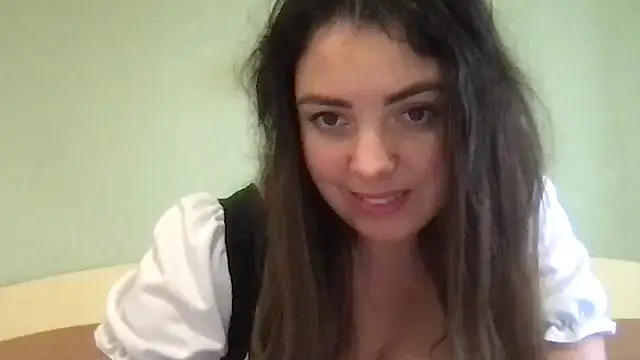 Snapshot of LisaSecret chatting on November 12, 2025, 9:32 am LisaSecret online show from November 12, 2025, 9:32 am