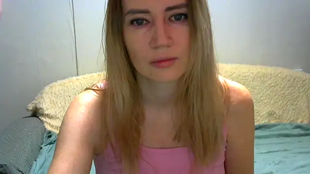 Snapshot of JessFoxxx chatting on October 28, 2025, 3:21 am JessFoxxx online show from October 28, 2025, 3:21 am