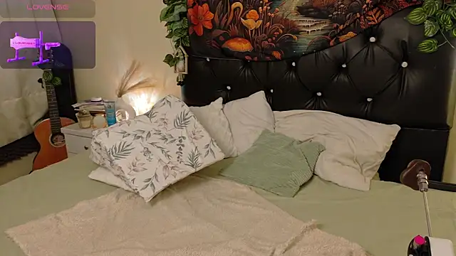 Amanda sweet online show from October 11, 2025, 1:05 am