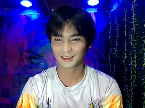 miss lolalops online show from December 16, 2025, 3:17 pm