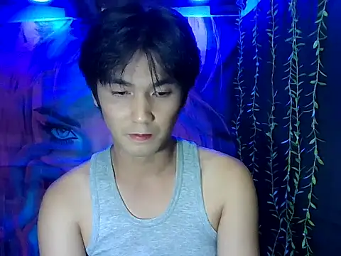 miss lolalops online show from December 20, 2025, 3:19 pm