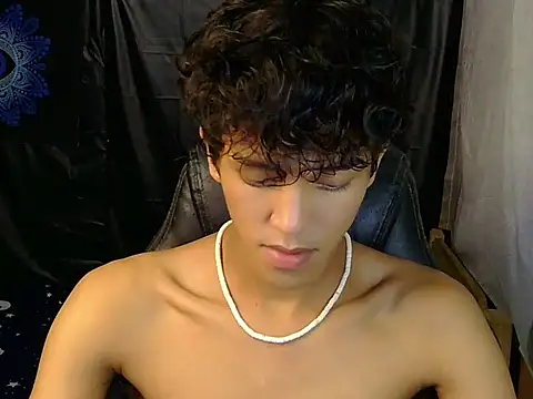 kenbigcockxx online show from February 4, 2026, 1:28 pm