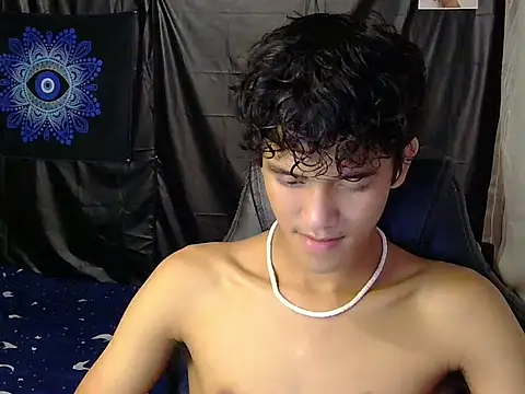 kenbigcockxx online show from February 11, 2026, 11:48 am