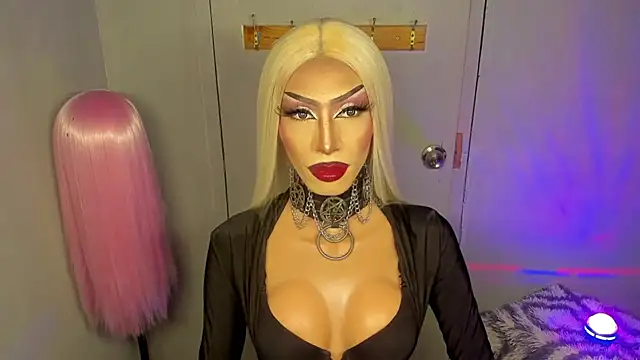 Snapshot of anitacruise chatting on March 2, 2026, 8:32 am anitacruise online show from March 2, 2026, 8:32 am