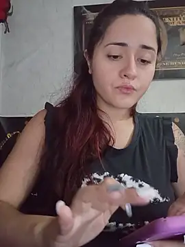 Snapshot of candy__fox_ chatting on October 11, 2025, 12:58 pm candy fox online show from October 11, 2025, 12:58 pm