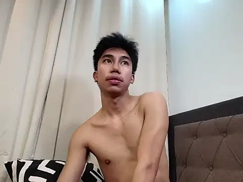 Ur pinoyhotbrix online show from April 28, 2026, 2:27 am