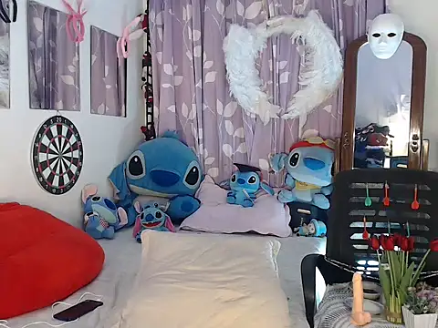 good boy in bed online show from September 18, 2025, 5:26 pm