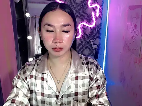 in yourdreamstarxx online show from January 12, 2026, 4:45 pm