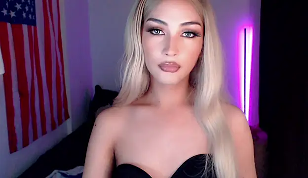 Snapshot of Alicegreenexx chatting on October 8, 2025, 4:04 pm Alicegreenexx online show from October 8, 2025, 4:04 pm