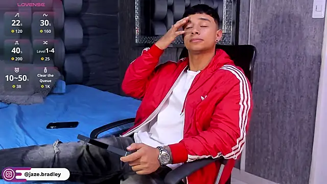 jaze bradley online show from September 30, 2025, 11:37 am