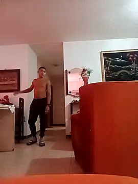 Jeikaliente online show from April 10, 2026, 5:17 pm