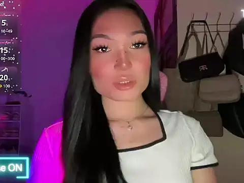 Makeamesswithjenieyang online show from March 1, 2026, 11:23 am