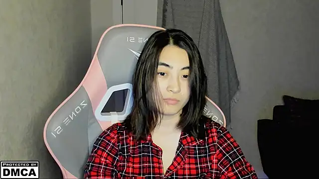 Snapshot of MeilideQian1 chatting on September 16, 2025, 7:37 pm MeilideQian1 online show from September 16, 2025, 7:37 pm