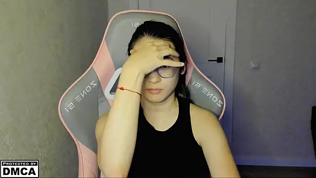 Snapshot of MeilideQian1 chatting on November 4, 2025, 3:11 pm MeilideQian1 online show from November 4, 2025, 3:11 pm