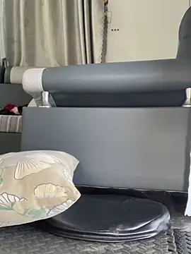 meiiijr55 online show from February 1, 2026, 1:26 am