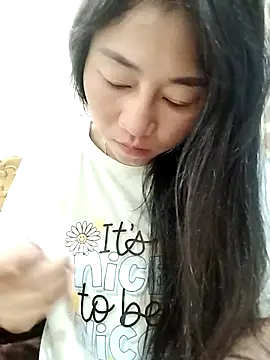 Snapshot of babychill09 chatting on September 22, 2025, 12:01 am babychill09 online show from September 22, 2025, 12:01 am