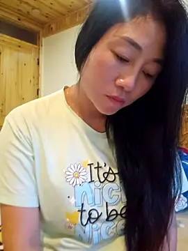 Snapshot of babychill09 chatting on October 16, 2025, 12:44 am babychill09 online show from October 16, 2025, 12:44 am