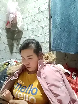 Snapshot of jienrrr chatting on November 3, 2025, 1:34 pm jienrrr online show from November 3, 2025, 1:34 pm