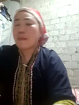 Snapshot of jienrrr chatting on November 9, 2025, 11:41 am jienrrr online show from November 9, 2025, 11:41 am