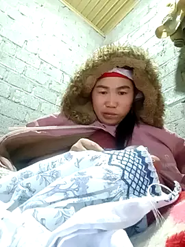 jienrrr online show from November 22, 2025, 12:31 am