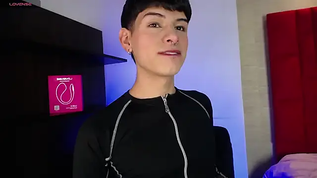 Ezra Storm online show from October 16, 2025, 4:46 am