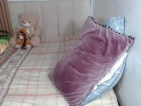 SluttyJedy online show from March 18, 2026, 4:32 pm