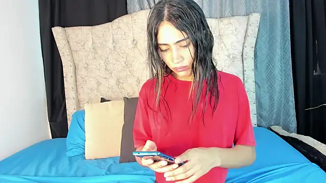 aleja spearsx online show from March 1, 2026, 12:07 pm