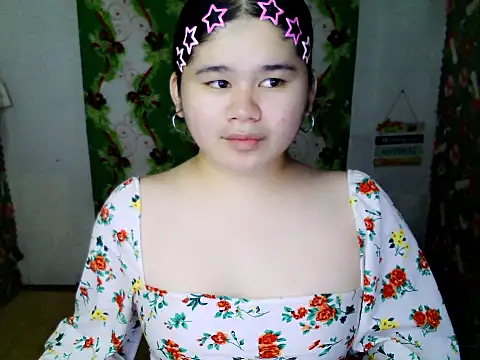 skinnygirl 69 online show from December 16, 2025, 12:54 pm