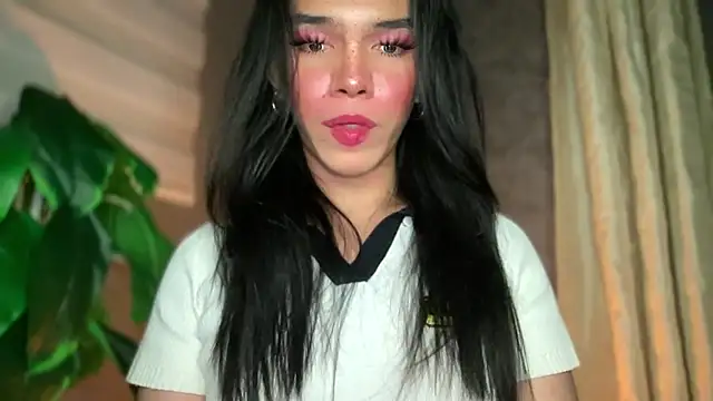 Misselliefayexxx online show from September 8, 2025, 8:41 pm