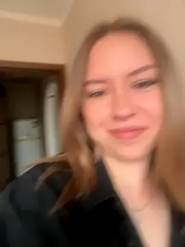 Tomyris yuki online show from November 29, 2025, 11:24 am