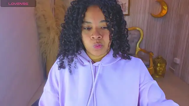 Snapshot of risada_temptation_s chatting on October 30, 2025, 3:19 am risada temptation s online show from October 30, 2025, 3:19 am