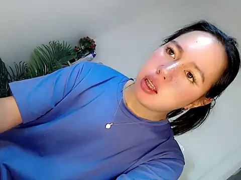 kimbratx online show from February 18, 2026, 10:50 pm