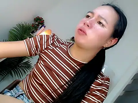 kimbratx online show from February 19, 2026, 11:23 pm