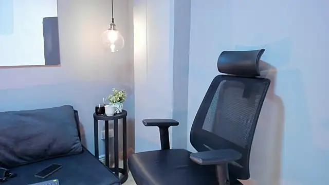 Snapshot of emily_mars1 chatting on September 12, 2025, 6:19 pm emily mars1 online show from September 12, 2025, 6:19 pm