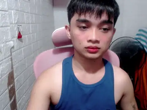 Snapshot of sexysam14 chatting on April 28, 2026, 2:11 pm sexysam14 online show from April 28, 2026, 2:11 pm