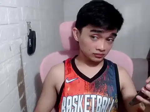 Snapshot of sexysam14 chatting on May 12, 2026, 9:39 am sexysam14 online show from May 12, 2026, 9:39 am