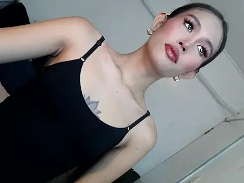 Beautiful Mistakexxx online show from November 7, 2025, 3:39 am