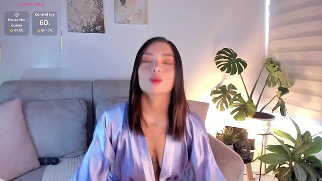 Estrer collins online show from March 4, 2026, 10:05 pm