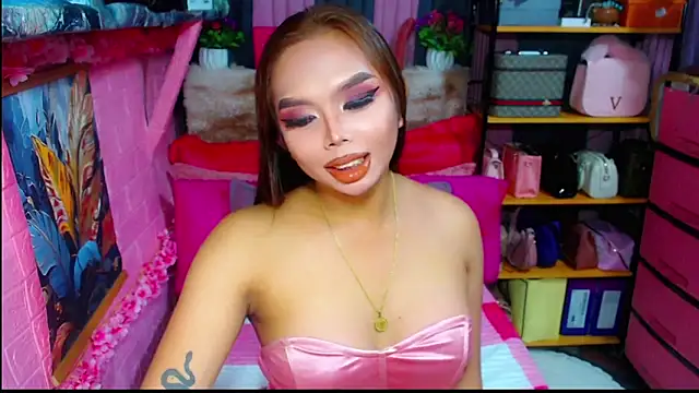 MoniqueCeleste online show from October 8, 2025, 4:48 pm