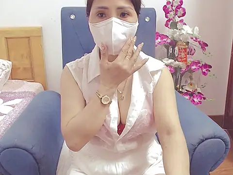 Snapshot of ruby_8x chatting on September 20, 2025, 11:33 am ruby 8x online show from September 20, 2025, 11:33 am