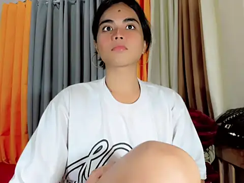 Snapshot of emerald_greysonxx chatting on February 23, 2026, 3:31 pm emerald greysonxx online show from February 23, 2026, 3:31 pm