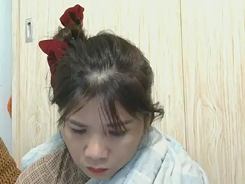 Ori299 online show from November 30, 2025, 5:22 am