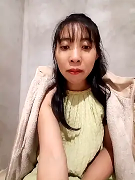 emaame68 online show from October 28, 2025, 3:25 pm