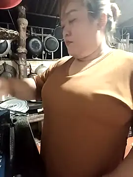 Cindy237st online show from October 5, 2025, 3:21 pm