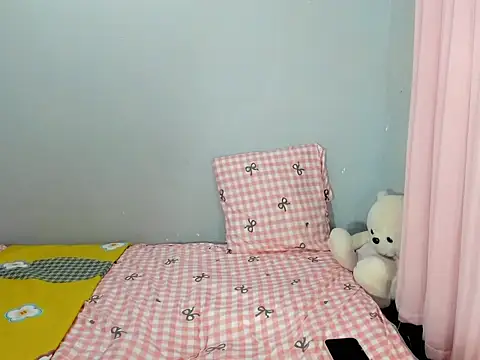 Snapshot of scarlettedarkxx chatting on February 25, 2026, 6:28 pm scarlettedarkxx online show from February 25, 2026, 6:28 pm