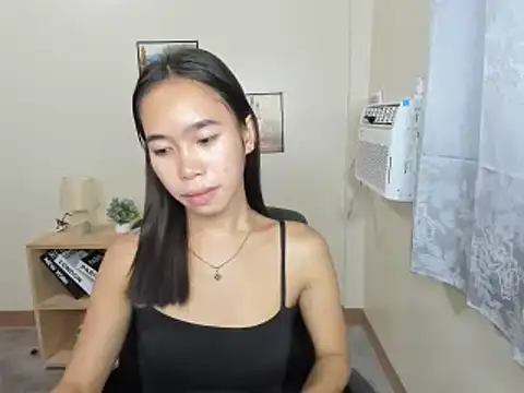 Snapshot of Shindoll chatting on October 15, 2025, 2:28 pm Shindoll online show from October 15, 2025, 2:28 pm