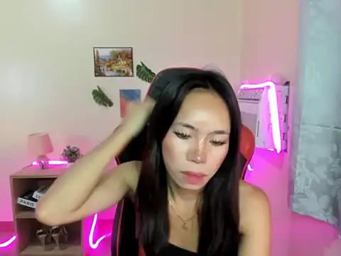 Snapshot of Shindoll chatting on November 10, 2025, 11:53 am Shindoll online show from November 10, 2025, 11:53 am