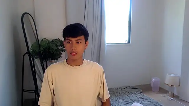 Snapshot of shokolet_2001 chatting on September 13, 2025, 1:49 am shokolet 2001 online show from September 13, 2025, 1:49 am