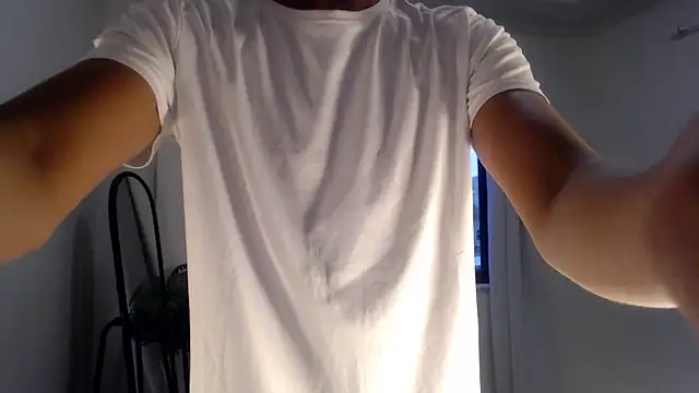 Snapshot of shokolet_2001 chatting on September 14, 2025, 2:54 am shokolet 2001 online show from September 14, 2025, 2:54 am