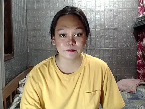 Snapshot of BunnyChain_ chatting on September 21, 2025, 12:01 am BunnyChain online show from September 21, 2025, 12:01 am